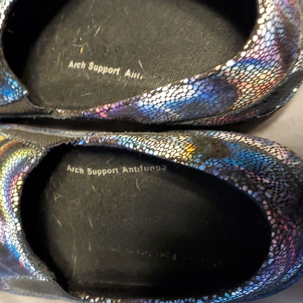 Spring Step Clogs - Picture 6 of 6